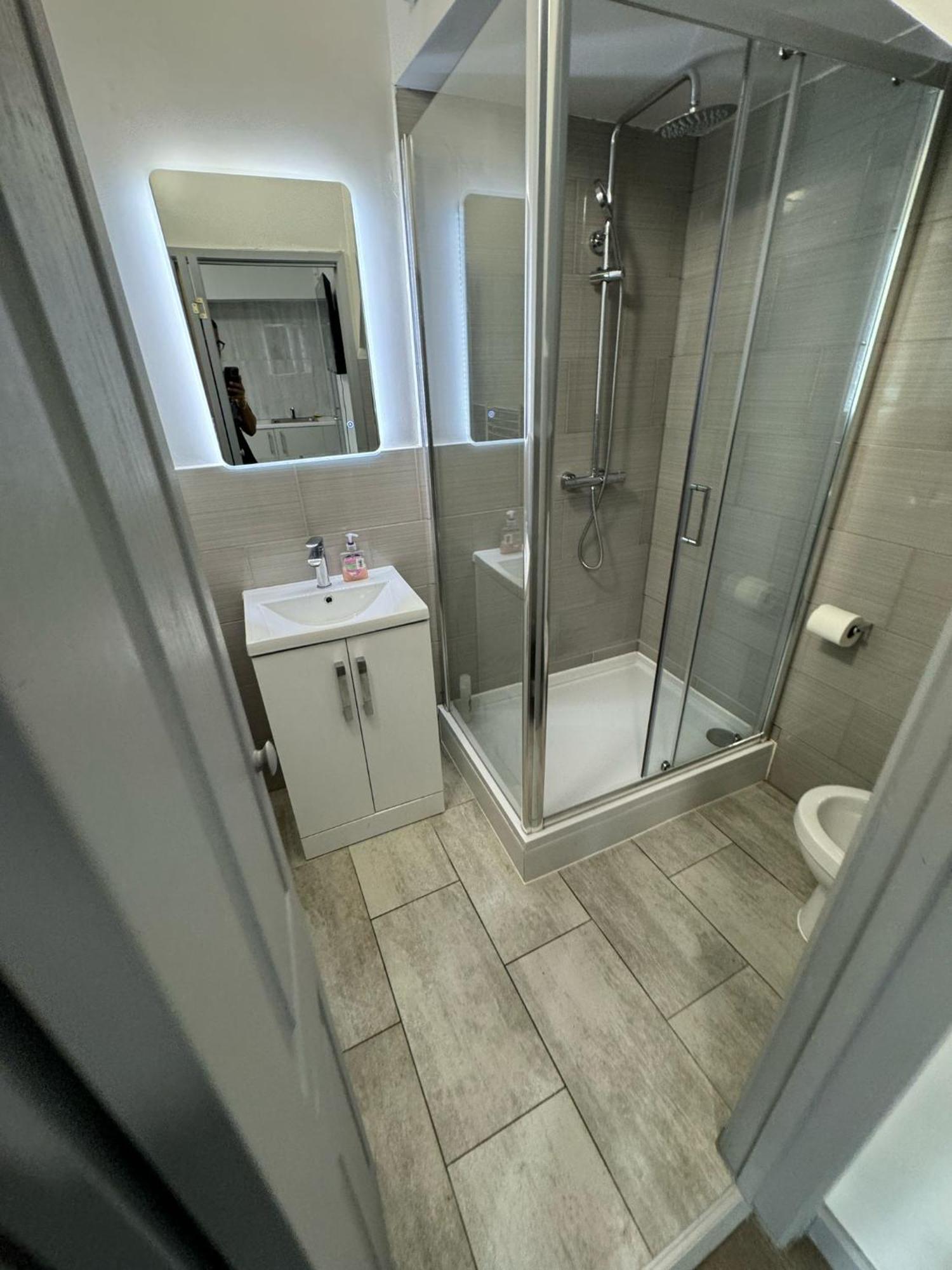 לונדון Willesden Green Budget Guesthouse מראה חיצוני תמונה